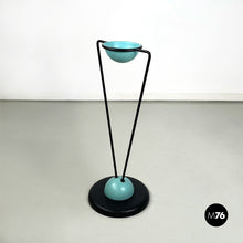 画像をギャラリービューアに読み込む, Floor ashtray light blue and black