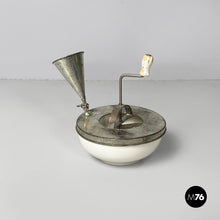 将图片加载到图库查看器,Mayonnaise maker by Lavero, 1911