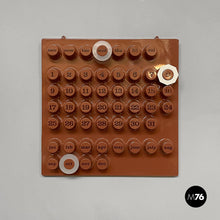 将图片加载到图库查看器,Wall perpetual calendar Moka Mousse by Giorgio Della Beffa for Ring A Date, 2025