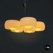 Carica l'immagine nel visualizzatore di Gallery, Chandelier Pentaclinio by Vico Magistretti for Artemide, 1970s
