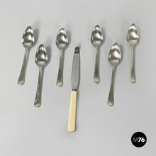 将图片加载到图库查看器,Grapefruit knife and spoon by George Buttler & Co., 1950s