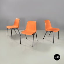 画像をギャラリービューアに読み込む, Stackable chairs in orange plastic and black metal, 2001