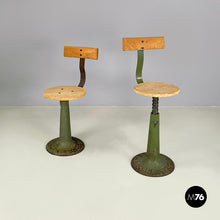画像をギャラリービューアに読み込む, Industrial stools with height-adjustable seat by Necchi, 1920s
