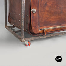 Load image into Gallery viewer, Wardrobe in brown leather and metal, 1980s
