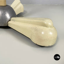 画像をギャラリービューアに読み込む, Metal floor standing hairdressing helmet, 1950s