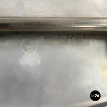 画像をギャラリービューアに読み込む, Stackable chairs in grey plastic and black metal, 2000s