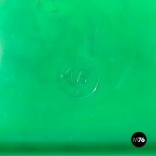 画像をギャラリービューアに読み込む, Stackable chairs in green plastic and black metal, 2000s