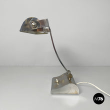 画像をギャラリービューアに読み込む, Table lamp in chromed brass, 1930s