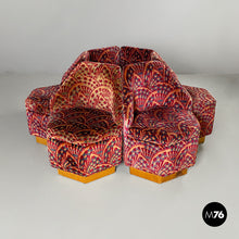 画像をギャラリービューアに読み込む, Armchairs in fabric and wood, 1970s