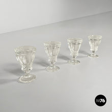 将图片加载到图库查看器,Glass glasses, 1930s