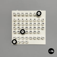 画像をギャラリービューアに読み込む, Wall perpetual white calendar by Giorgio Della Beffa for Ring A Date, 2000-2010s