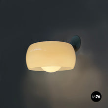 Carica l'immagine nel visualizzatore di Gallery, Wall lamp Clinio by Vico Magistretti for Artemide, 1970s