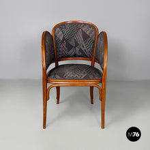 将图片加载到图库查看器,Chair in wood and patterned fabric, 1930s