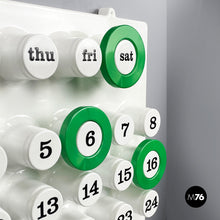 画像をギャラリービューアに読み込む, Green rings for the perpetual wall calendar by Ring A Date, 2020s