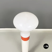 画像をギャラリービューアに読み込む, Floor lamp in metal and opaline glass, 1970s