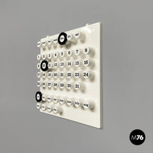 画像をギャラリービューアに読み込む, Wall perpetual white calendar by Giorgio Della Beffa for Ring A Date, 2000-2010s