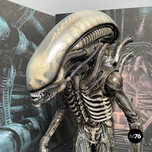 Charger l'image dans la galerie, Figure Alien Big Chap Limited Edition by Prime 1 Studio, 1990-2000s