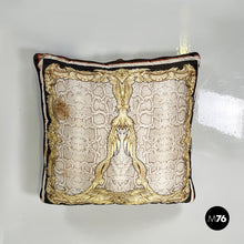 画像をギャラリービューアに読み込む, Fabric cushion by Roberto Cavalli, 2000s