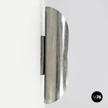 画像をギャラリービューアに読み込む, Cylindrical wall lamps in chromed metal, 1970s