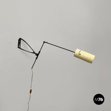 将图片加载到图库查看器,Wall lamp in metal and brass, 1950s