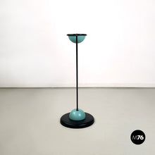 画像をギャラリービューアに読み込む, Floor ashtray light blue and black