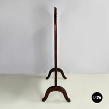 画像をギャラリービューアに読み込む, Fire screen in crafted wood with floral decorations, 1940s