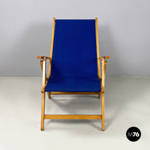 画像をギャラリービューアに読み込む, Deck chair in blue fabric and wood by Fratelli Reguitti, 1960s