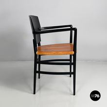 将图片加载到图库查看器,Chairs in black wood and brown leather, 1980s
