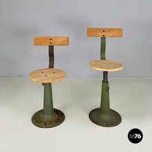 画像をギャラリービューアに読み込む, Industrial stools with height-adjustable seat by Necchi, 1920s