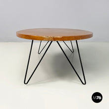 画像をギャラリービューアに読み込む, Coffee table in wood and black metal, 1960s