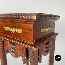 画像をギャラリービューアに読み込む, Wooden high column with brass details, 1940s