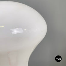 画像をギャラリービューアに読み込む, Floor lamp in metal and opaline glass, 1970s