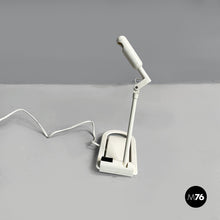Charger l'image dans la galerie, Reading lamp The Itty Bitty Book Light by Zelco Rare, 1990s