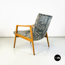 Load image into Gallery viewer, Armchair in wood, green and white velvet, 1960s