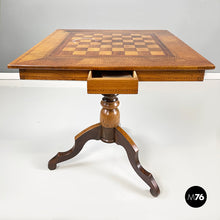 画像をギャラリービューアに読み込む, Wooden game table with chessboard, early 1900s