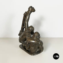 画像をギャラリービューアに読み込む, Sculpture of monkeys in marble, 20th century