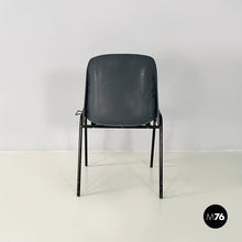 画像をギャラリービューアに読み込む, Stackable chairs in grey plastic and black metal, 2000s