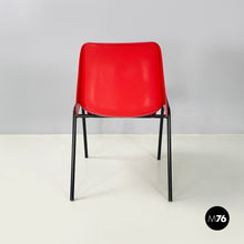 画像をギャラリービューアに読み込む, Stackable chairs in red plastic and black metal, 2000