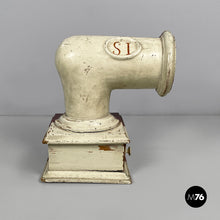 将图片加载到图库查看器,Secret ballot instrument in wood, 1800s