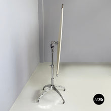 画像をギャラリービューアに読み込む, Adjustable floor mirror by Yasu Sasamoto for Li Qian, 1970s