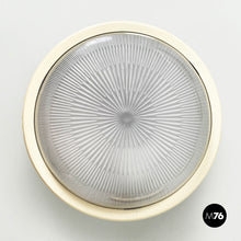 画像をギャラリービューアに読み込む, Wall lamps with molded glass and plastic, 1970s