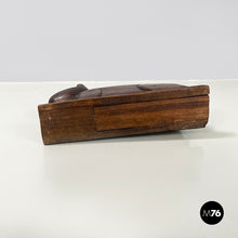 画像をギャラリービューアに読み込む, Wooden cat jewelry box or object holder, 1920s
