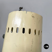 将图片加载到图库查看器,Wall lamp in metal and brass, 1950s