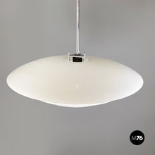 Charger l'image dans la galerie, Chandelier in opaline glass and chromed metal, 1980s