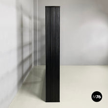 画像をギャラリービューアに読み込む, Self-supporting bookcases in black plastic by Robots, 1990s