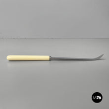 将图片加载到图库查看器,Grapefruit knife and spoon by George Buttler & Co., 1950s