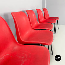 画像をギャラリービューアに読み込む, Stackable chairs in red plastic and black metal, 2000