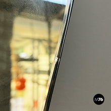 将图片加载到图库查看器,Geometric wall mirror in brass and wood, 1950s