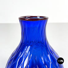 画像をギャラリービューアに読み込む, Red and blue Murano glass vase by Venini, 1990s