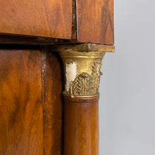 Load image into Gallery viewer, Chest of drawers in wood, early 19th century
